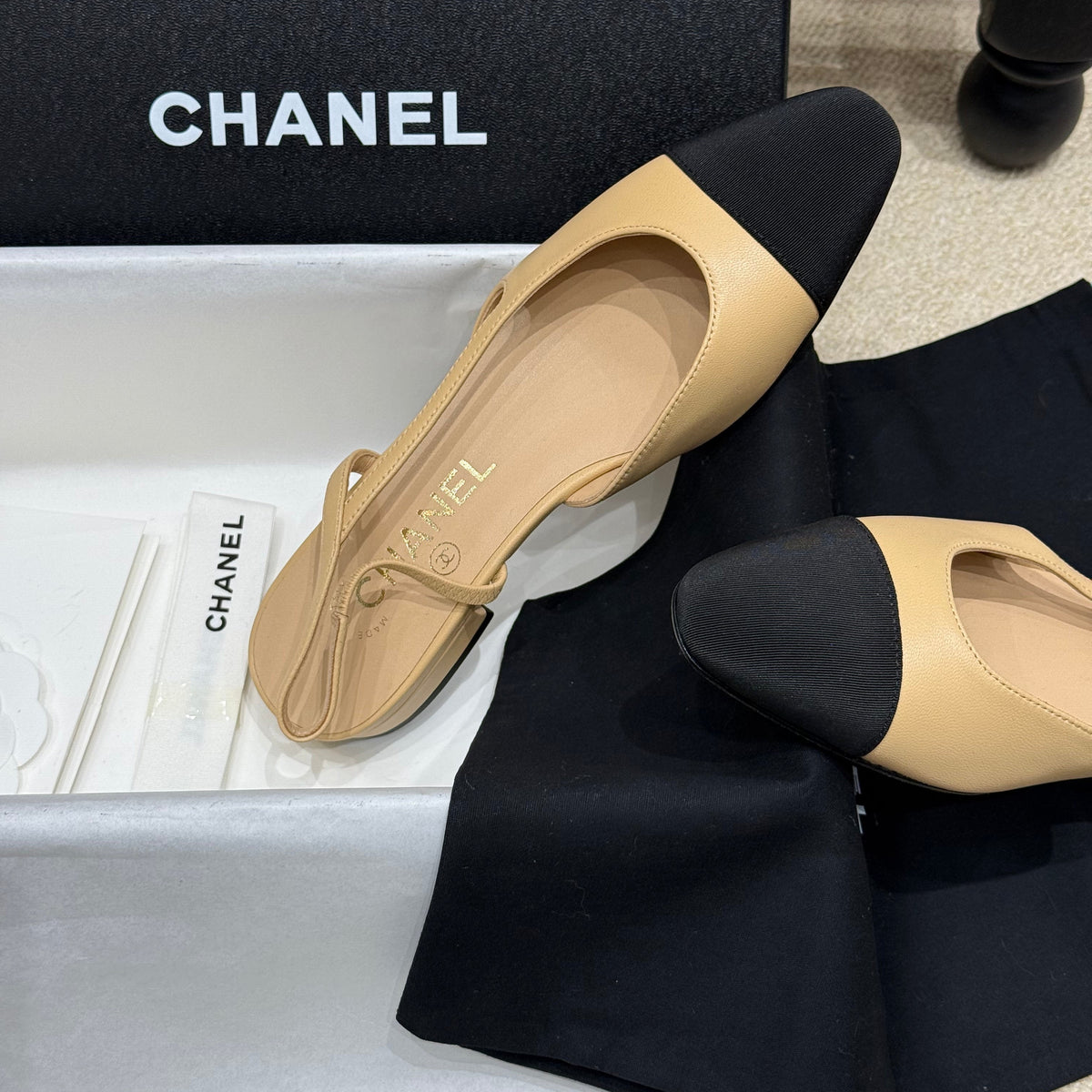 CC SLINGBACK PUMPS