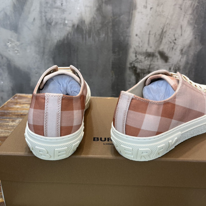 Burberry Luxury Shoes