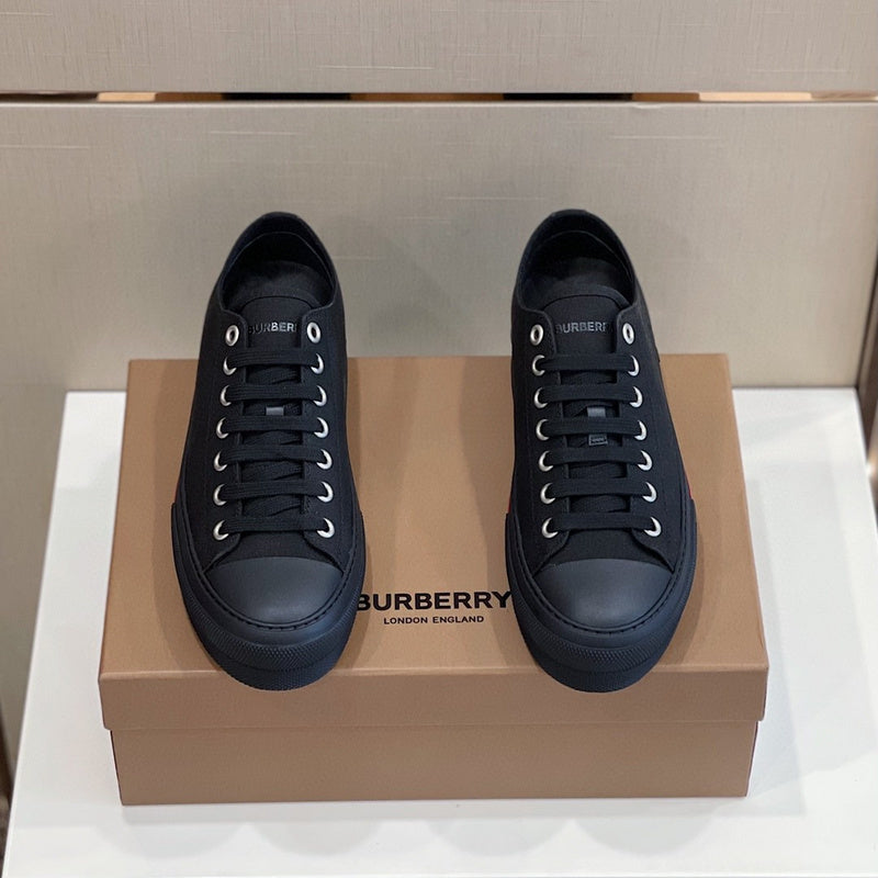 Burberry Luxury Shoes