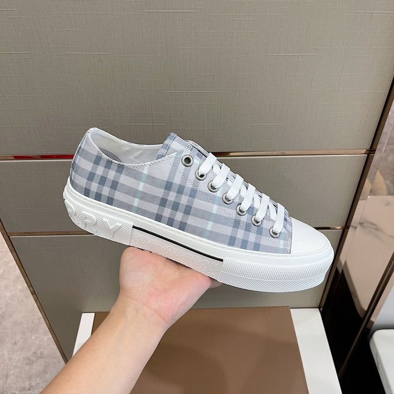 Burberry Luxury Shoes