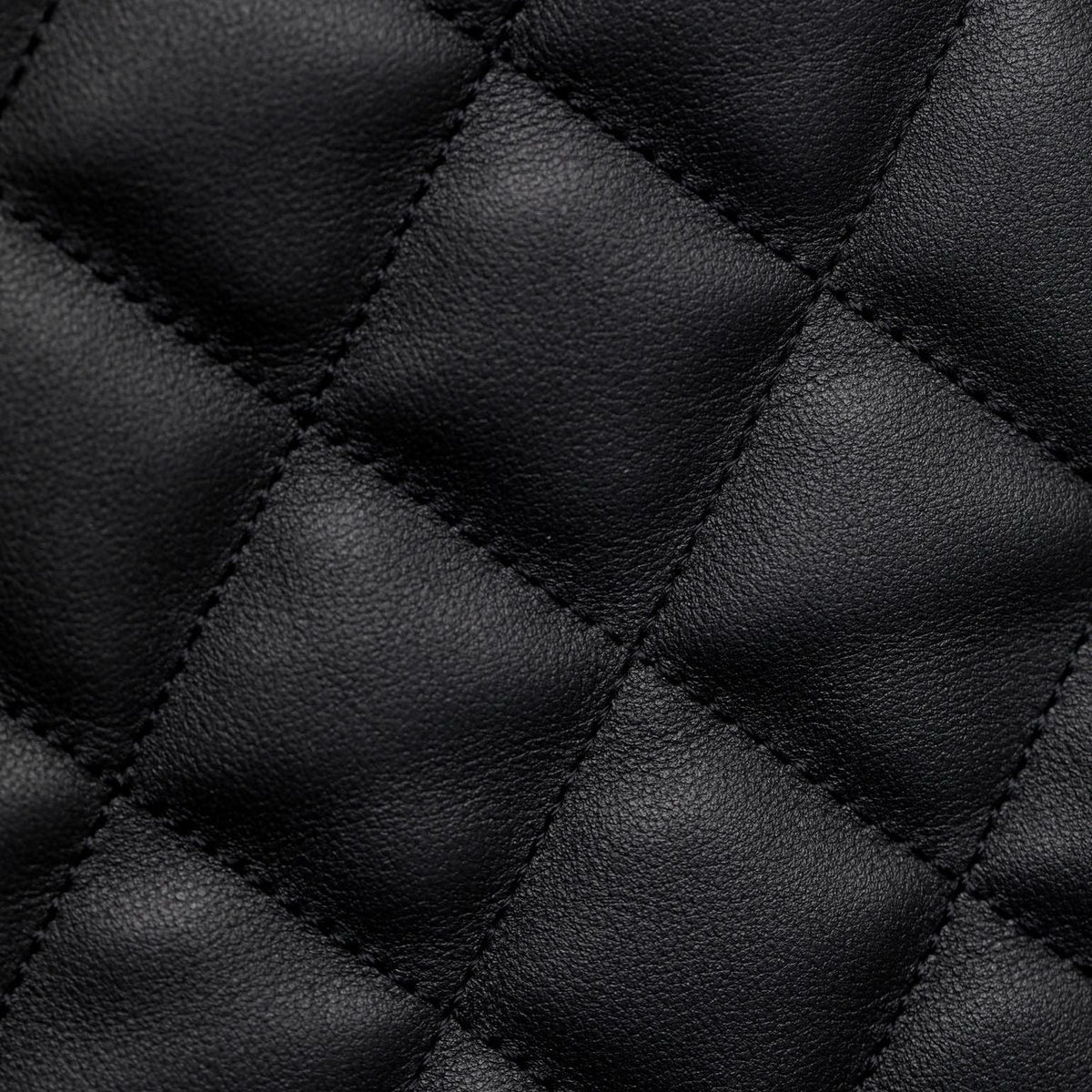 CC 23B MAXI HOBO BAG