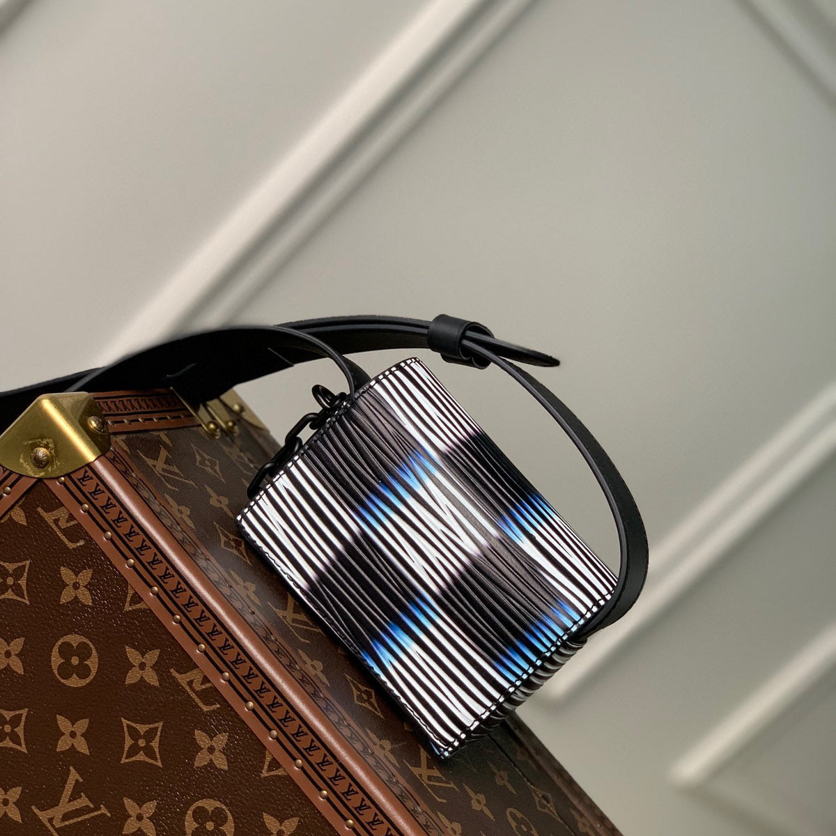 LOU MICRO STEAMER BAG