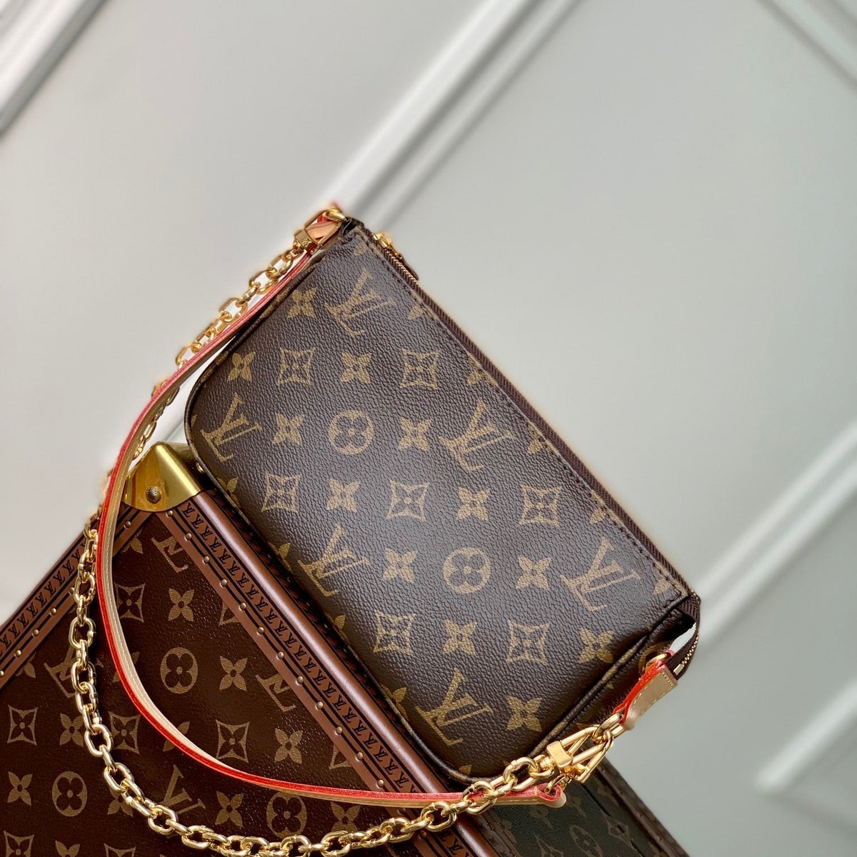 LOU POCHETTE ACCESSORIES