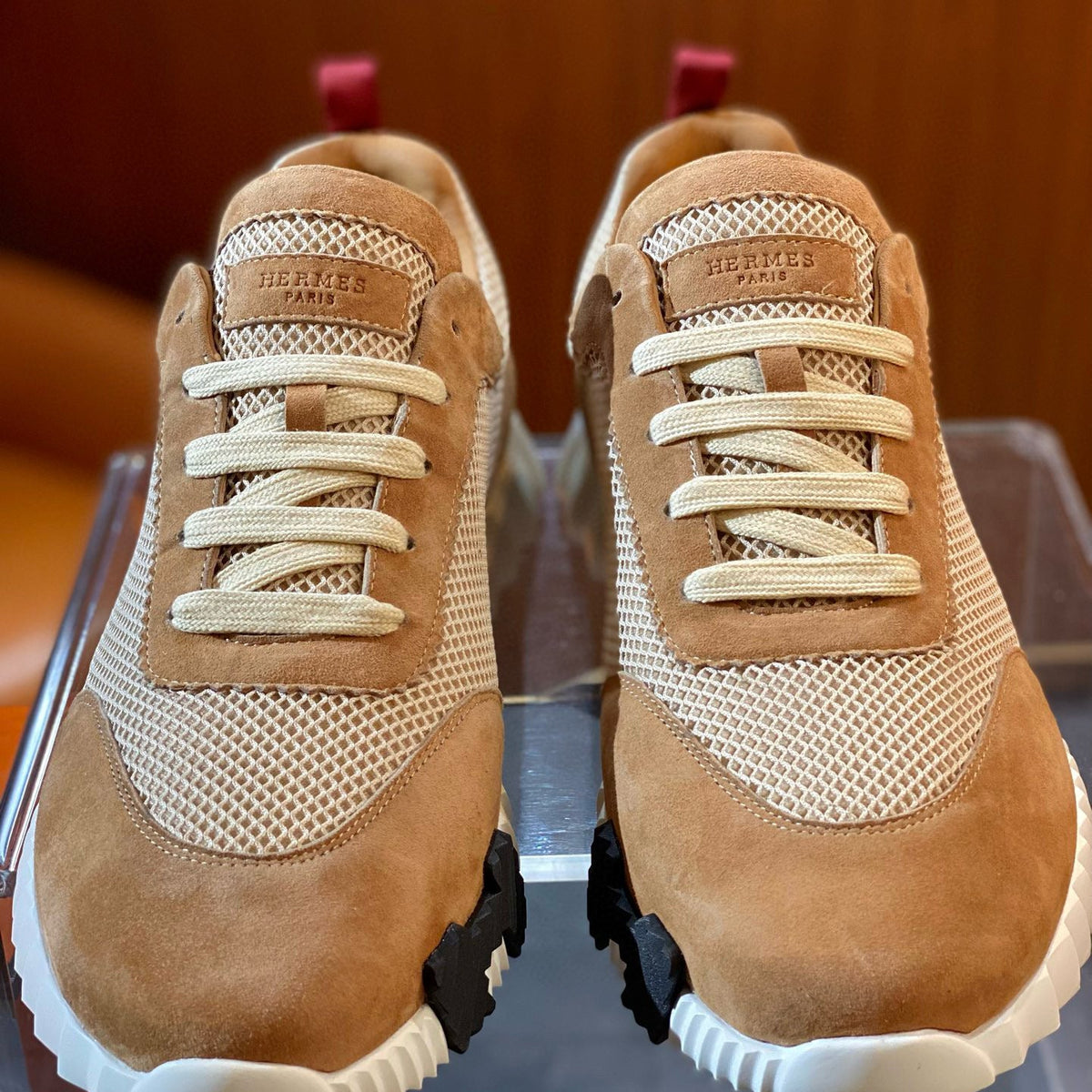 HERM BOUNCING SNEAKERS