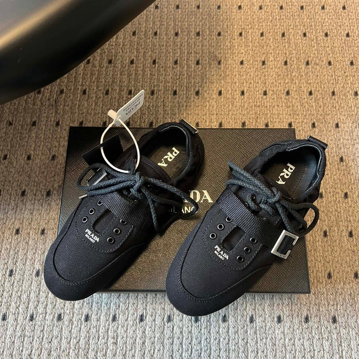 PD COLLAPSE SNEAKERS