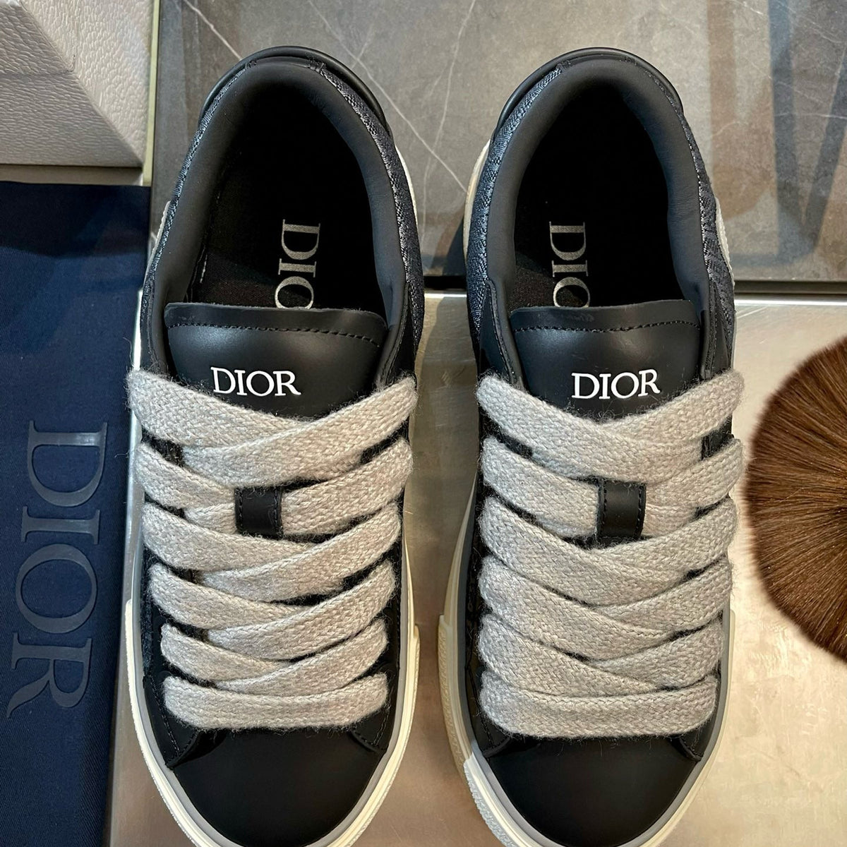 CD B33 SNEAKER