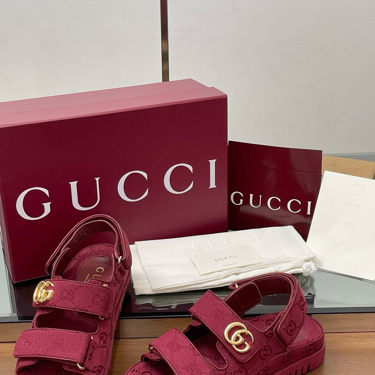 GG SANDALS