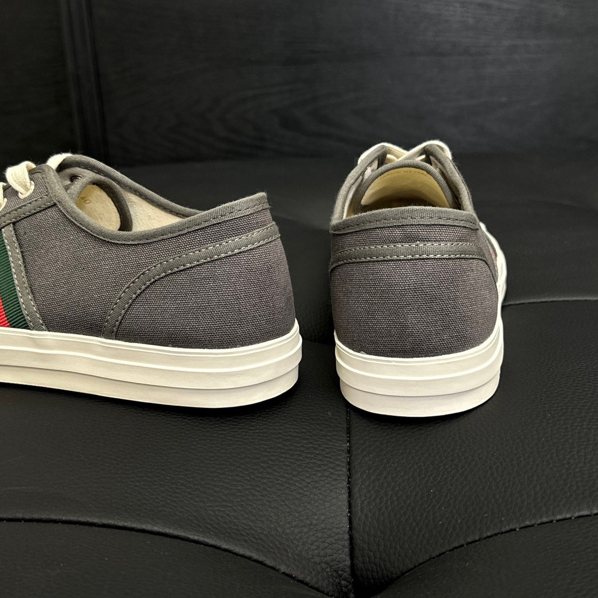 GG SNEAKERS