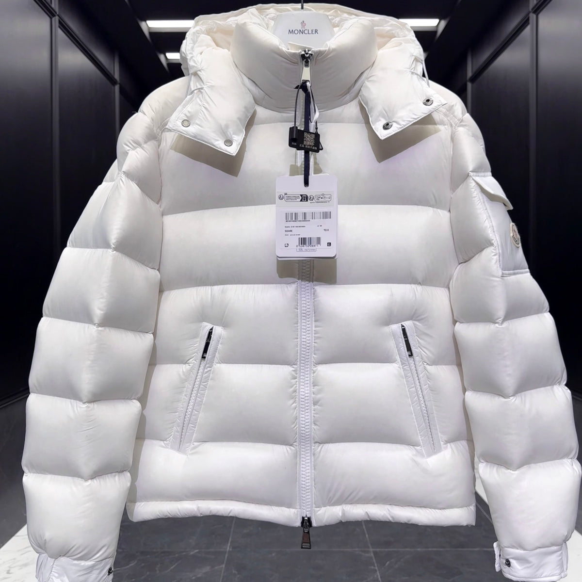 MONC MAIRE JACKET