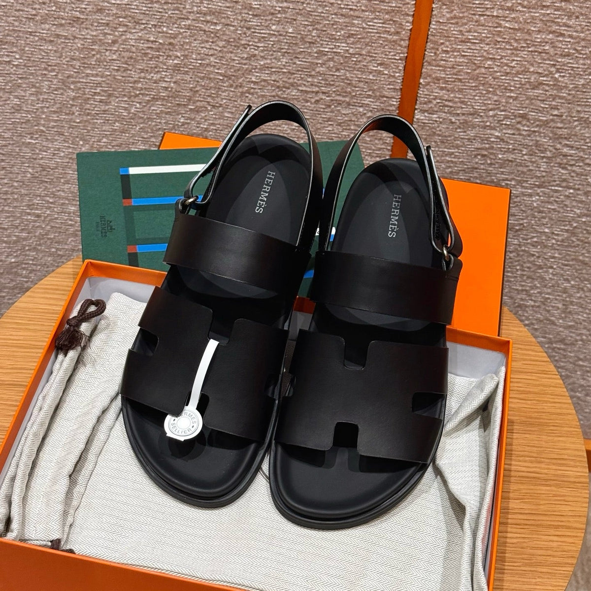 HERM GENIUS SANDALS