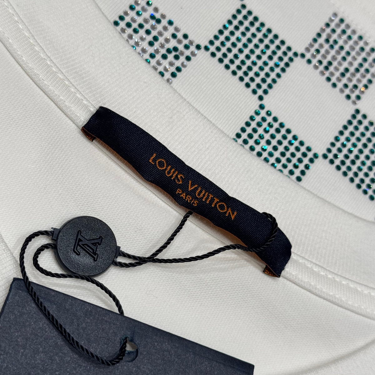 LOU T-SHIRT