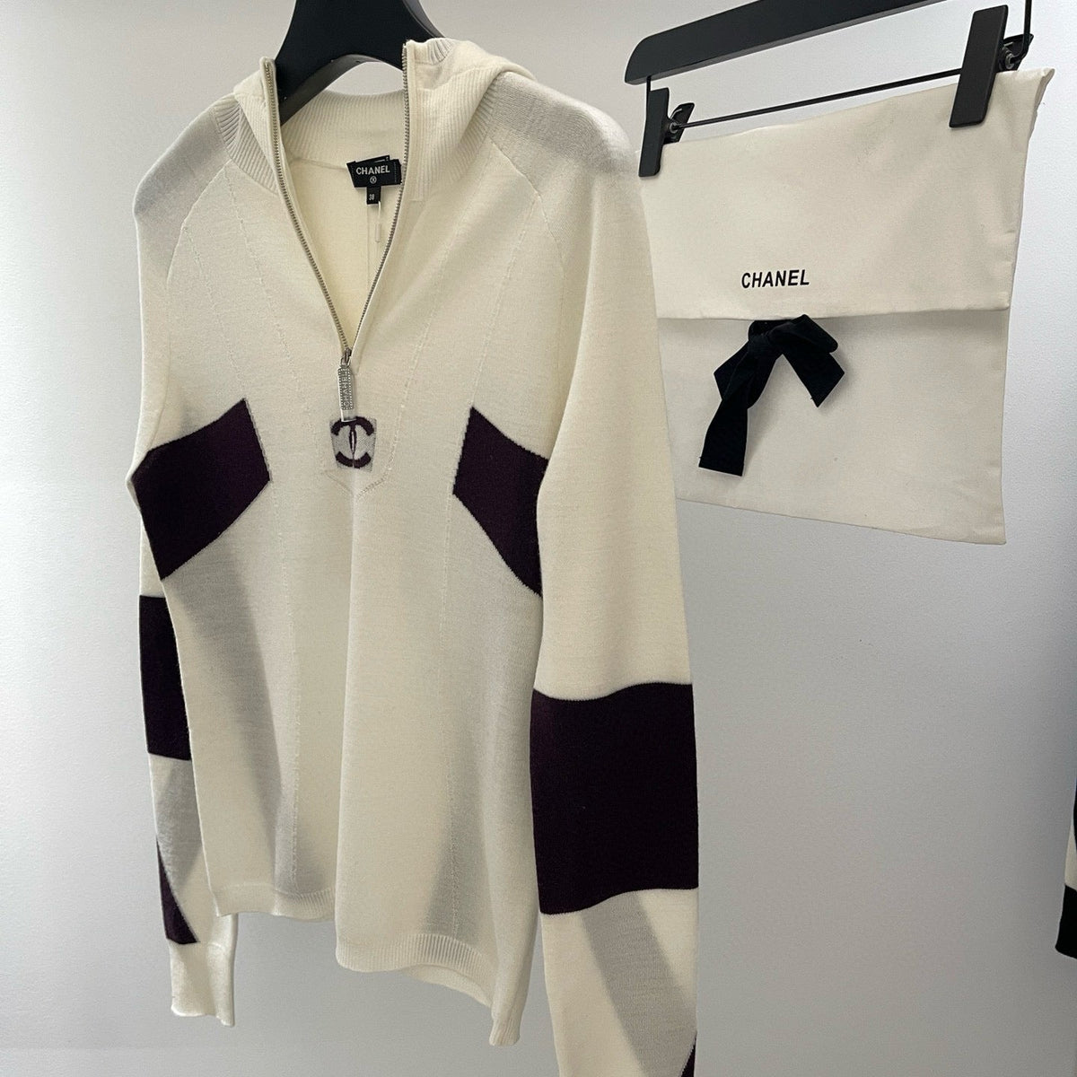 CC KNIT HOODIE