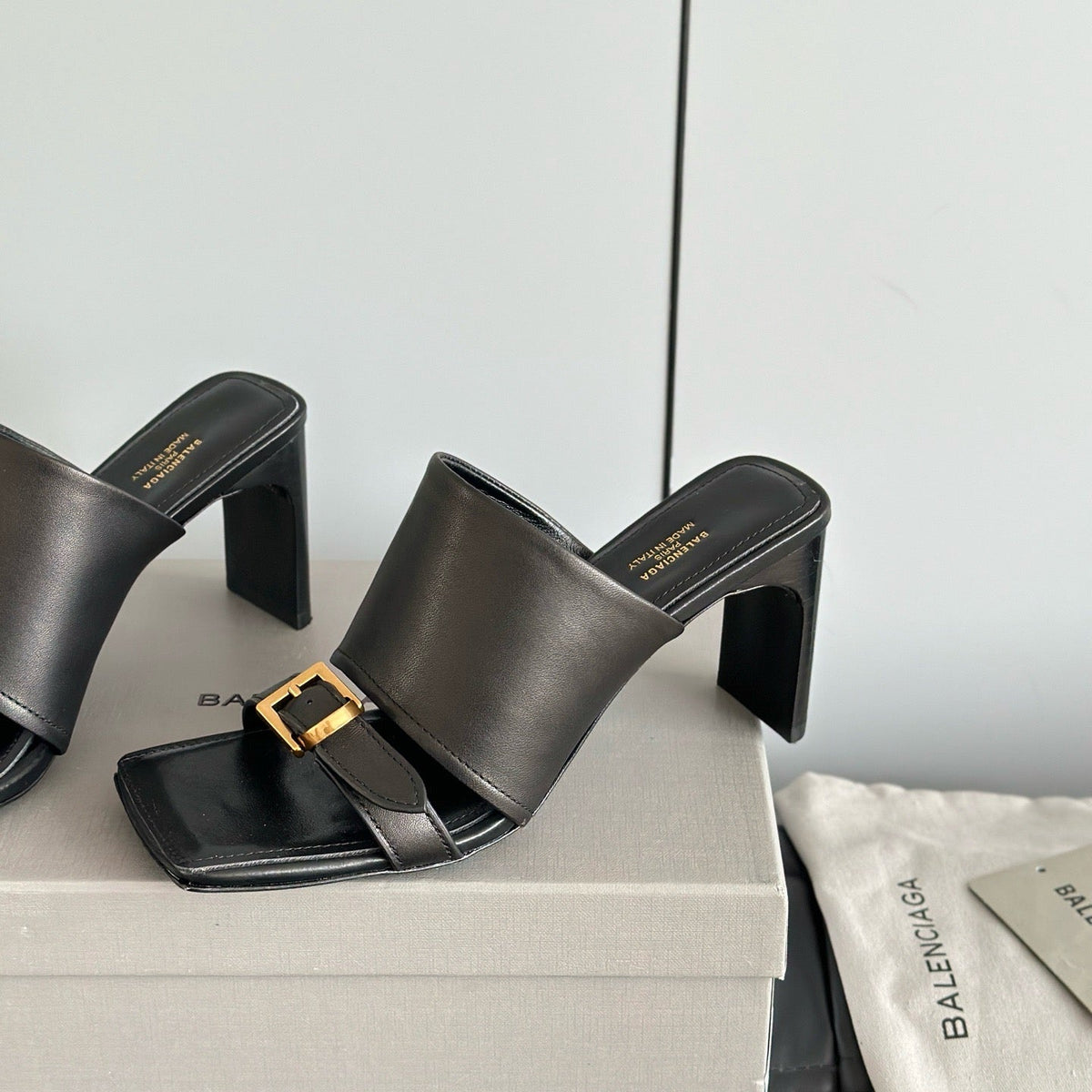 BAL HEELS