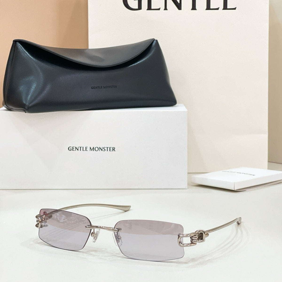 GENTLE M SUNGLASSES