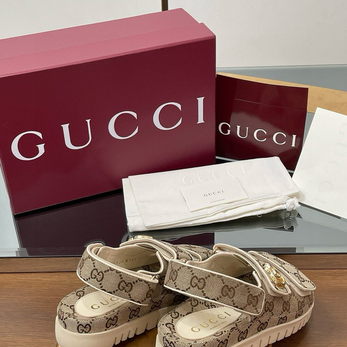 GG SANDALS