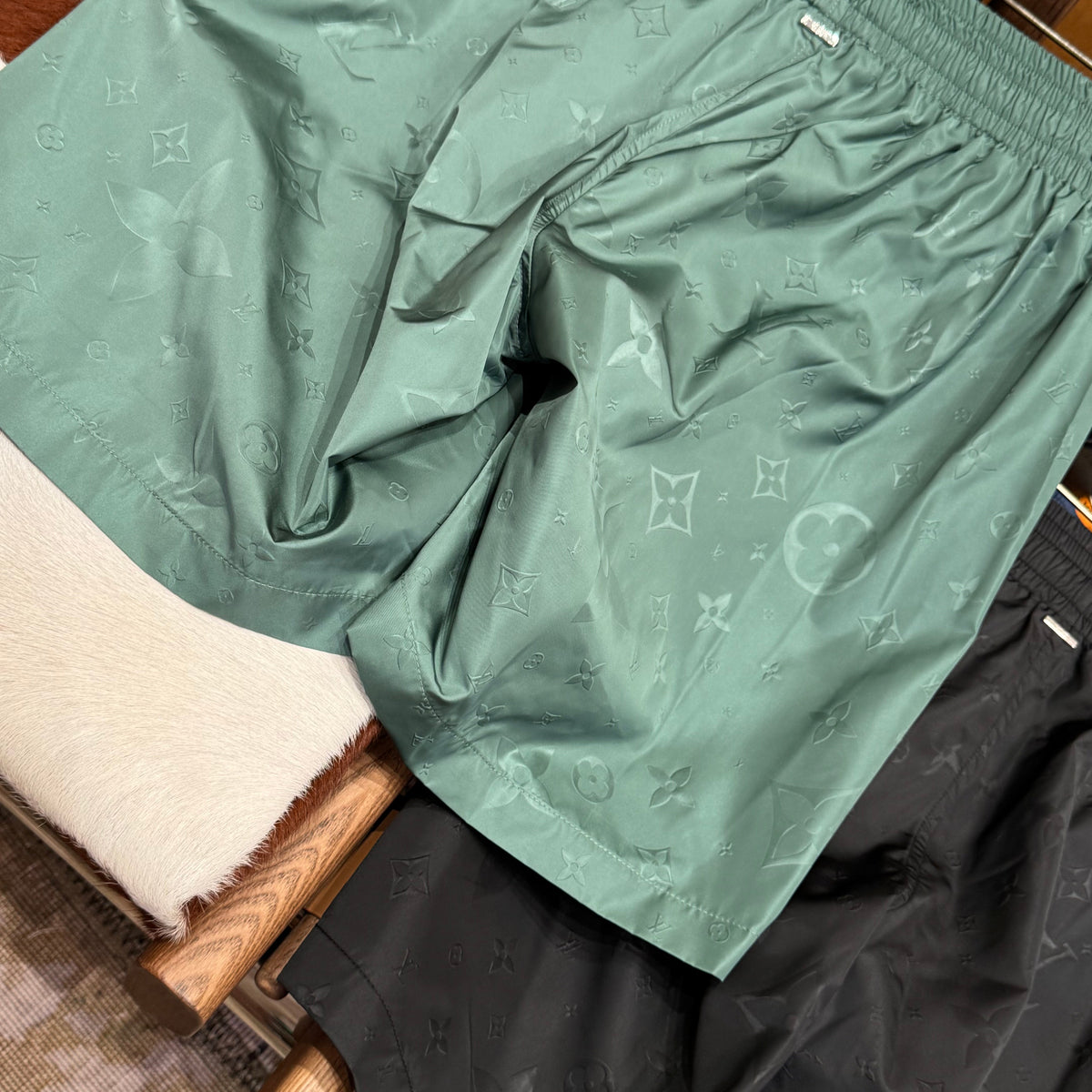 LOU SHORTS