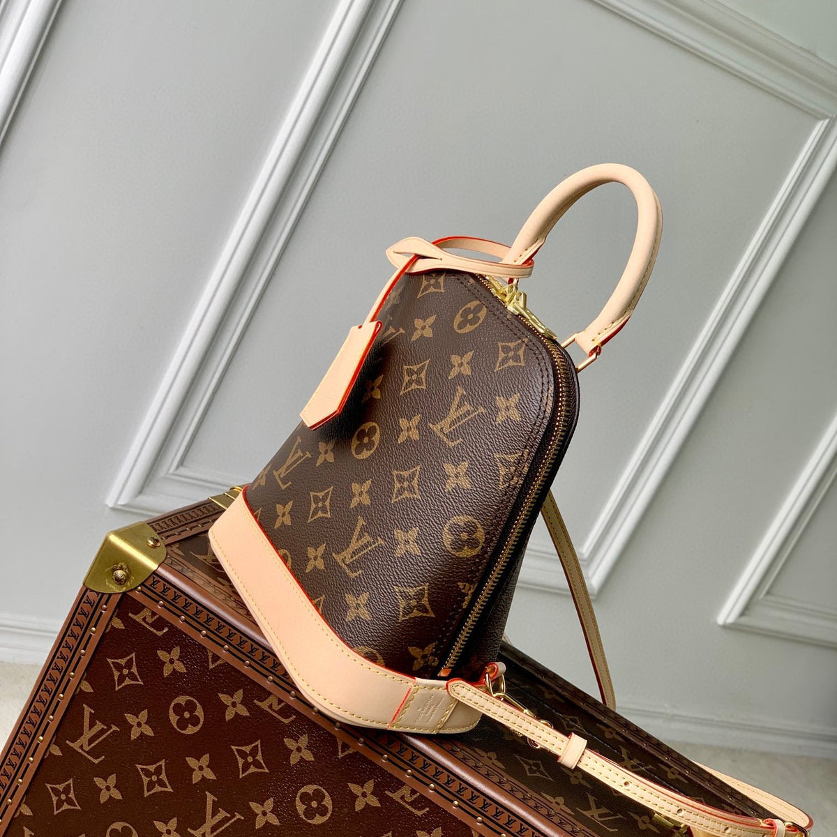 LOU ALMA BACKPACK
