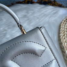 new-luxury-designer-bags-nm6841