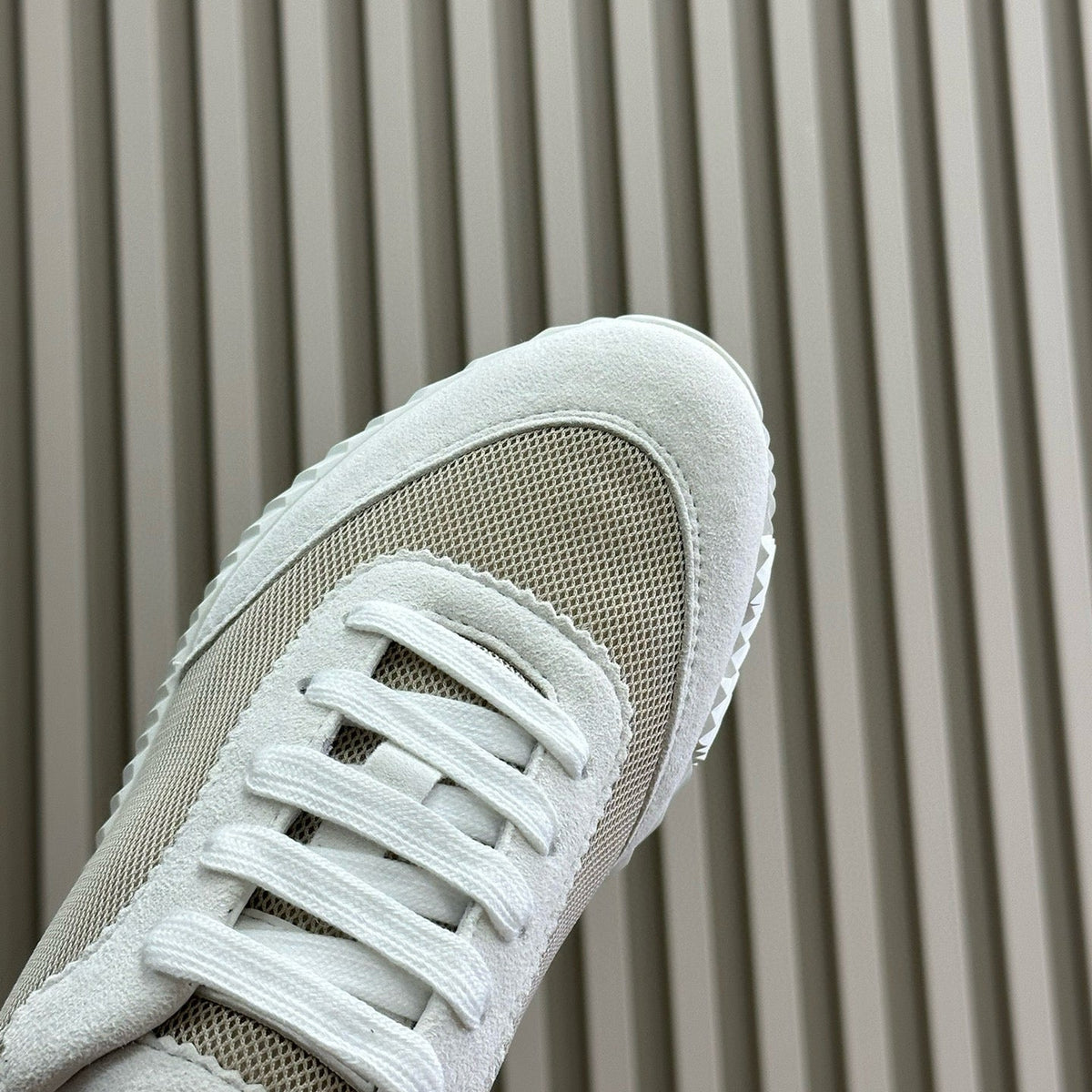 HERM BOUNCING SNEAKER