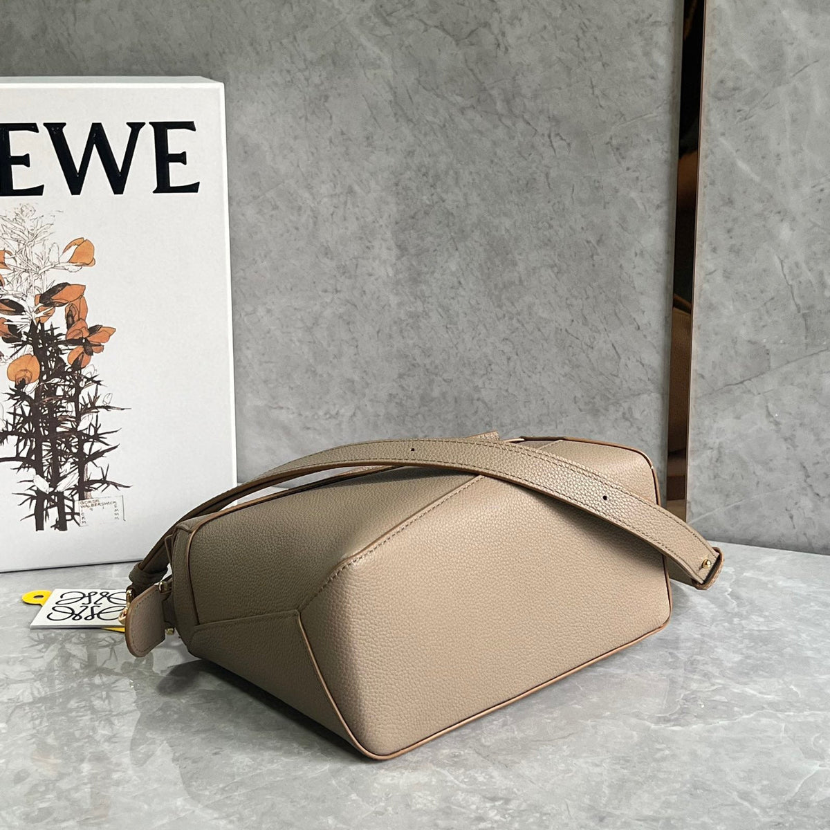 LOEW SMALL PUZZLE EDGE BAG