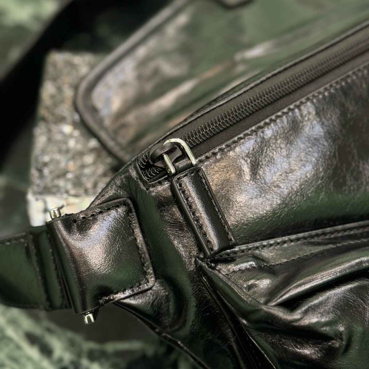 PD LEATHER SHOULDER BAG