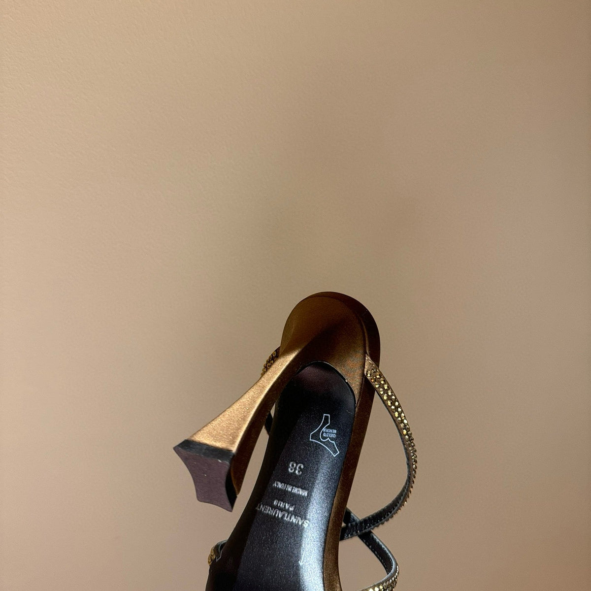 SL HEELS