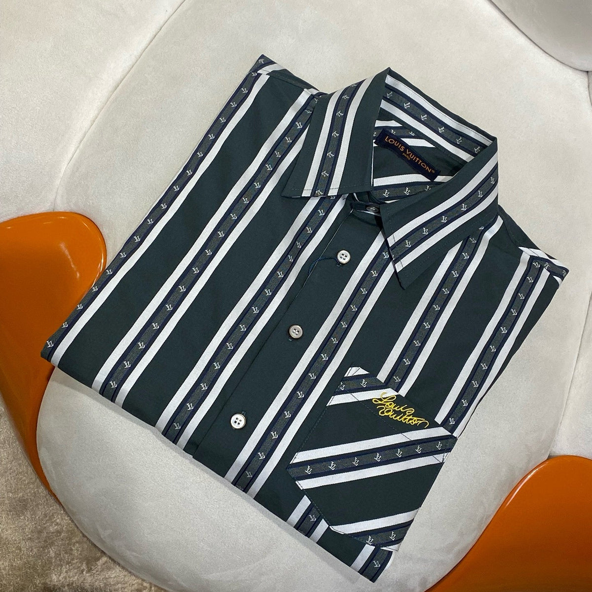 LOU SHIRT