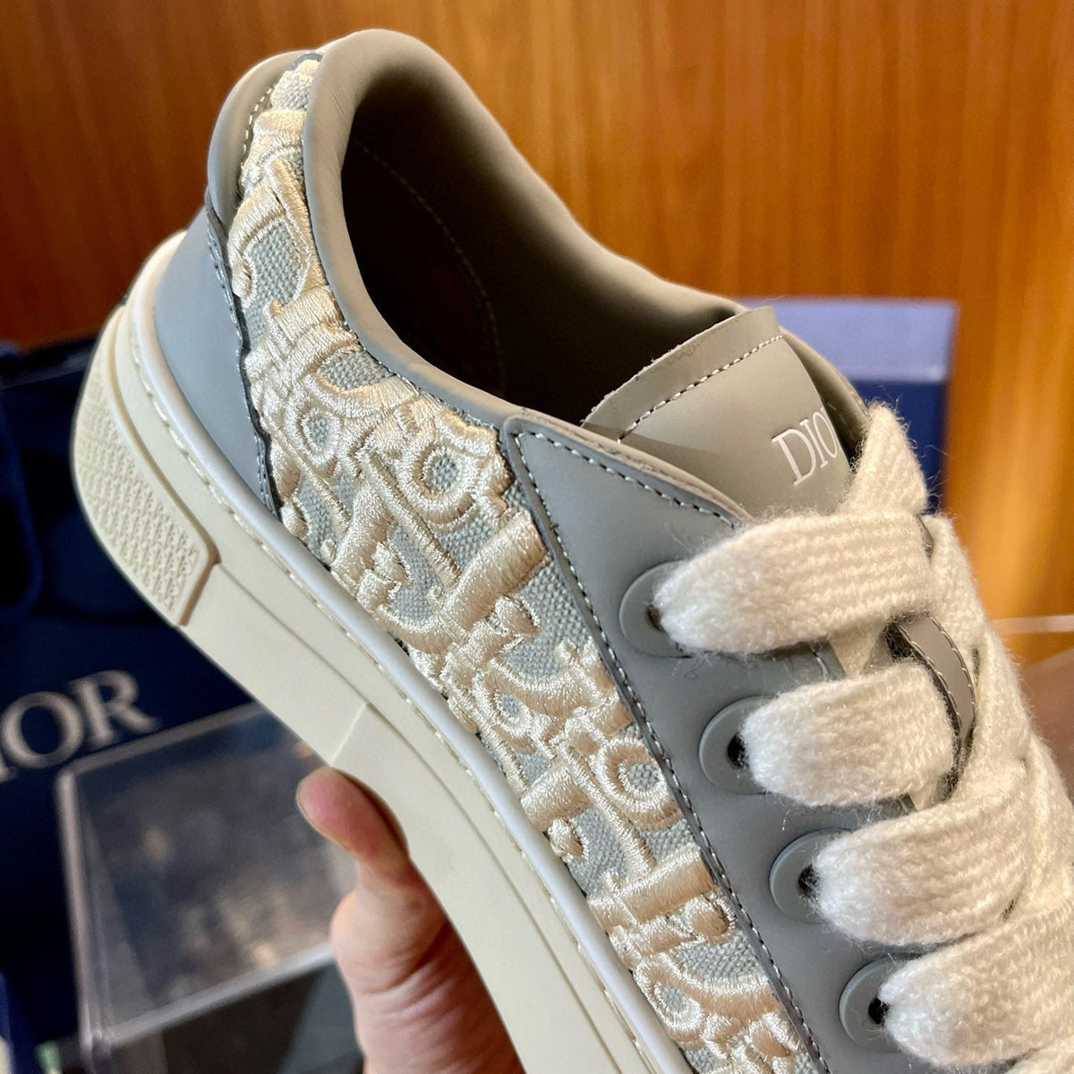 CD B33 SNEAKER