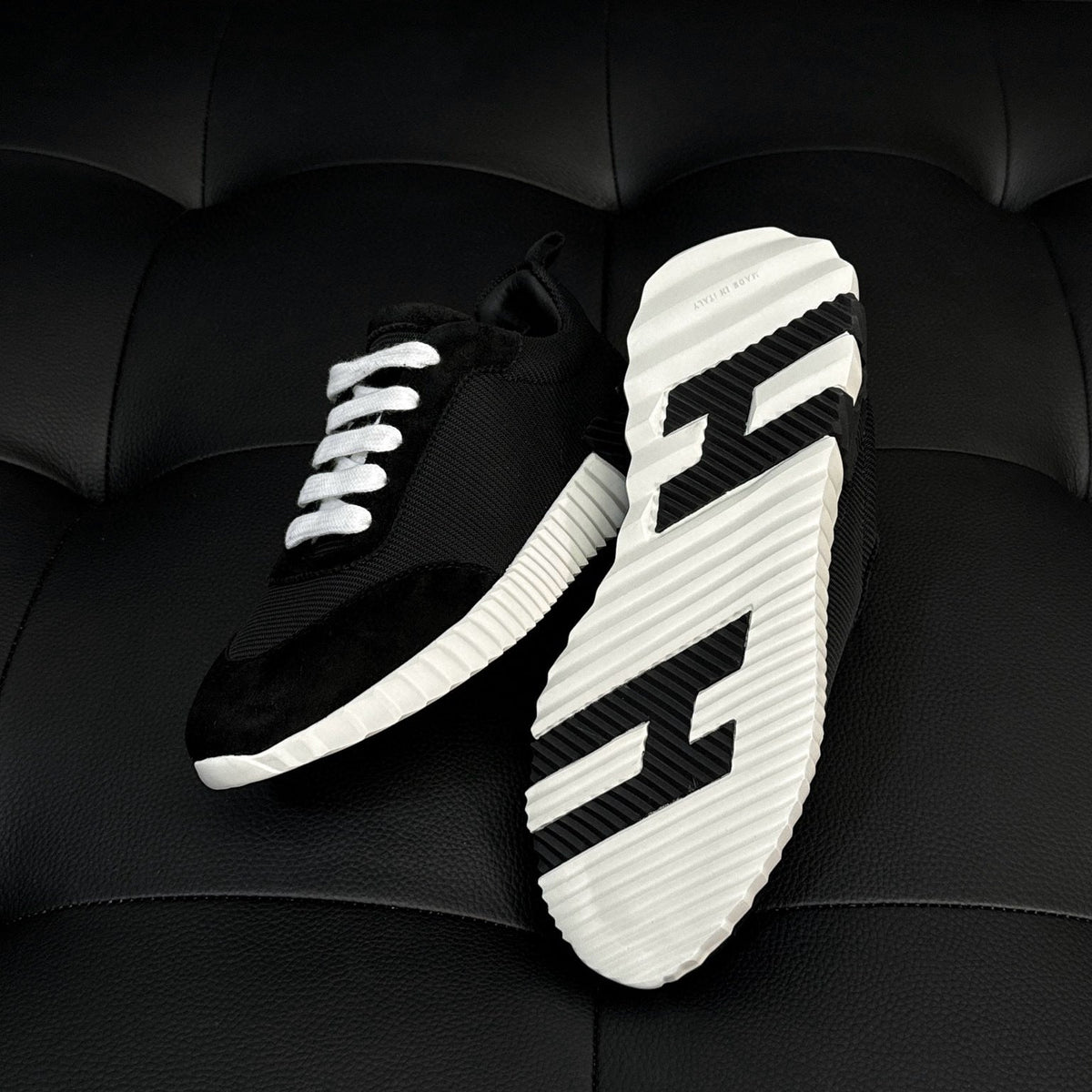 HERM BOUNCING SNEAKERS