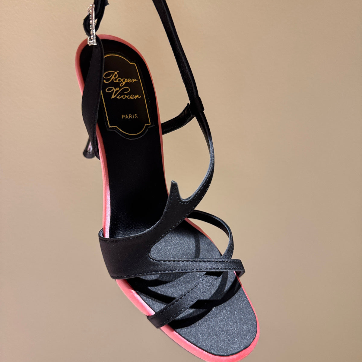 ROGER V HEELS