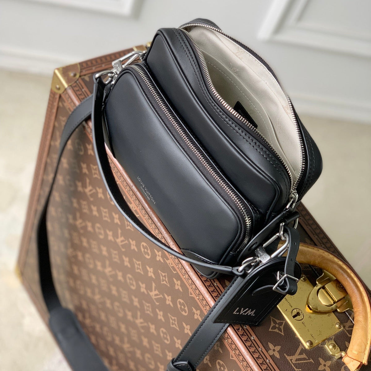 LOU NIL BAG