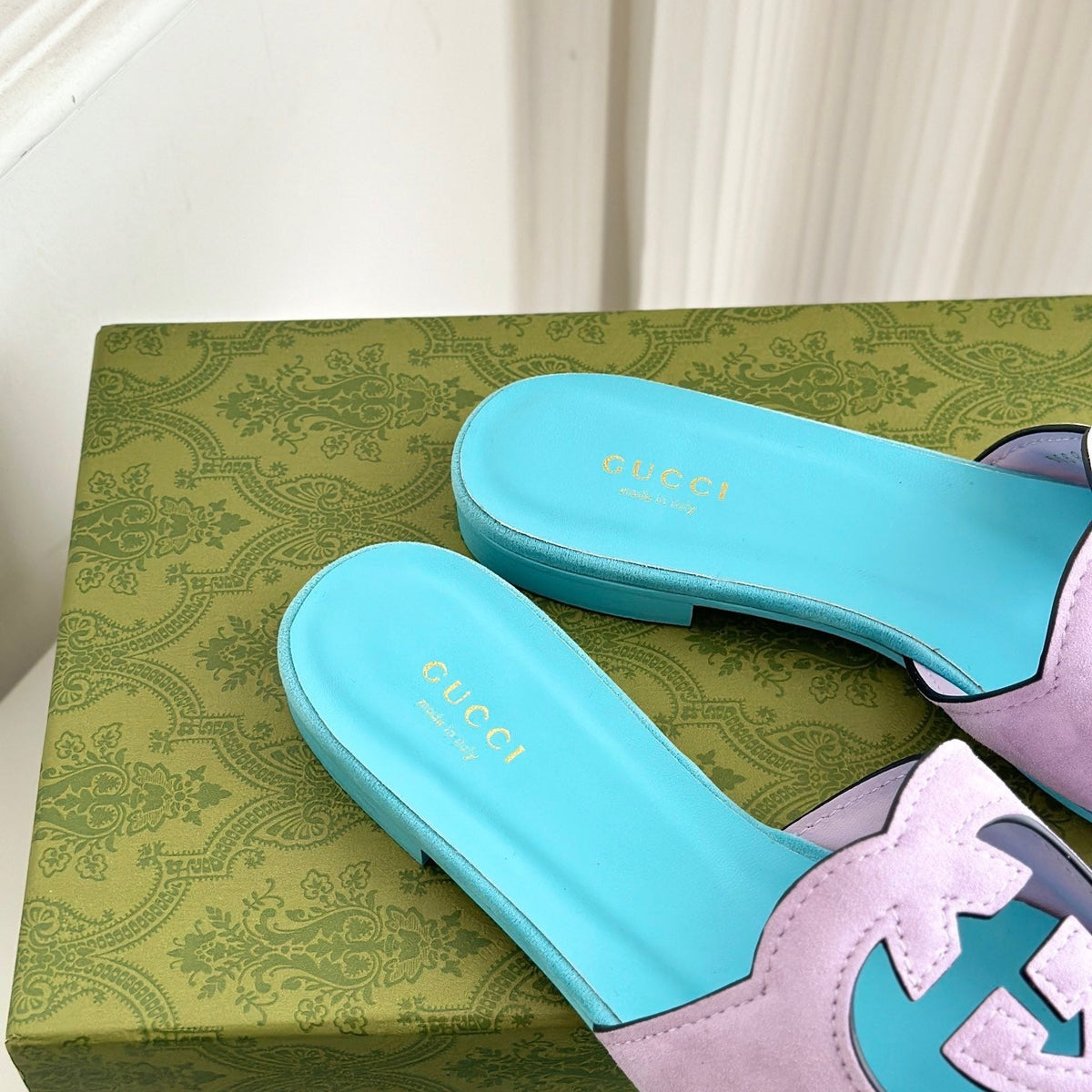 GG CUT OUT SANDALS