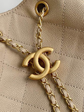 new-luxury-designer-bags-nm5972