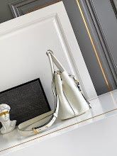 new-luxury-designer-bags-nm2250