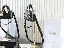 new-luxury-designer-bags-nm7497