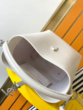 new-luxury-designer-bags-nm3320