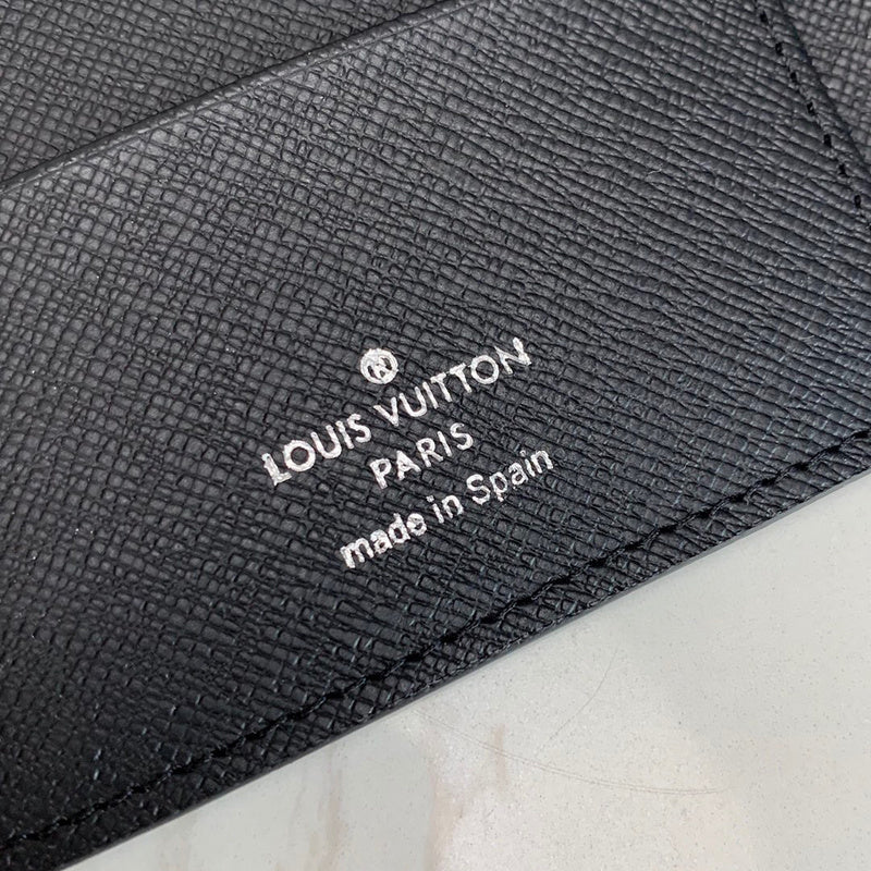 I W Fashion Lu-Vi bags - 10909