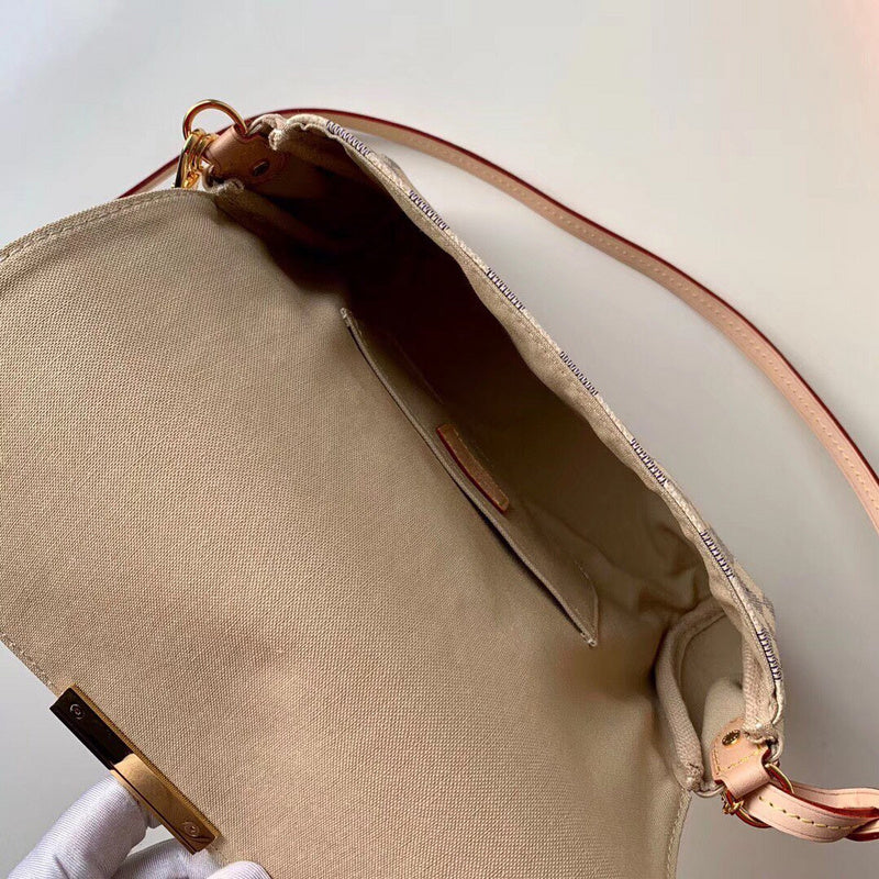 LOV2 Bags - Luxurious Bags  976