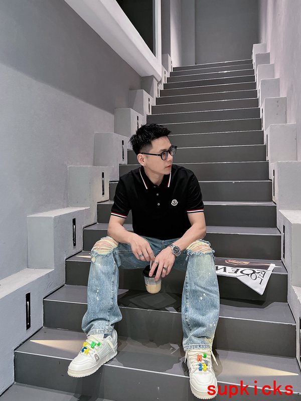 Moncler Luxury Cloth