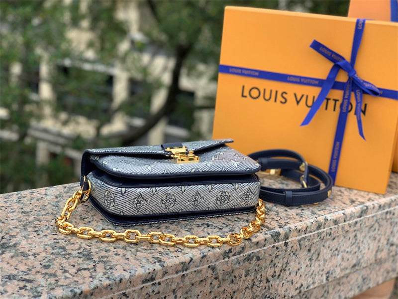 PHA - LOV Bags - 578