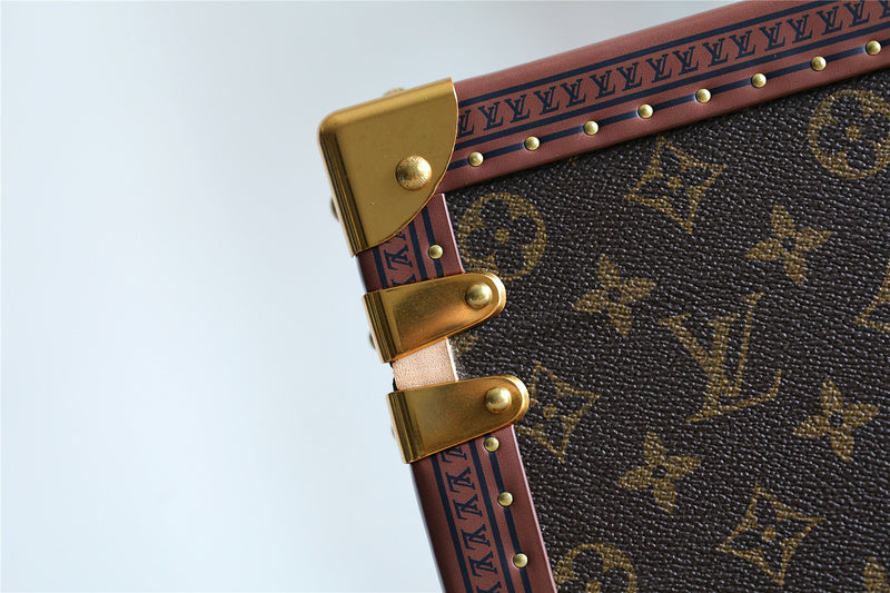 I W Fashion Lu-Vi bags - 11340