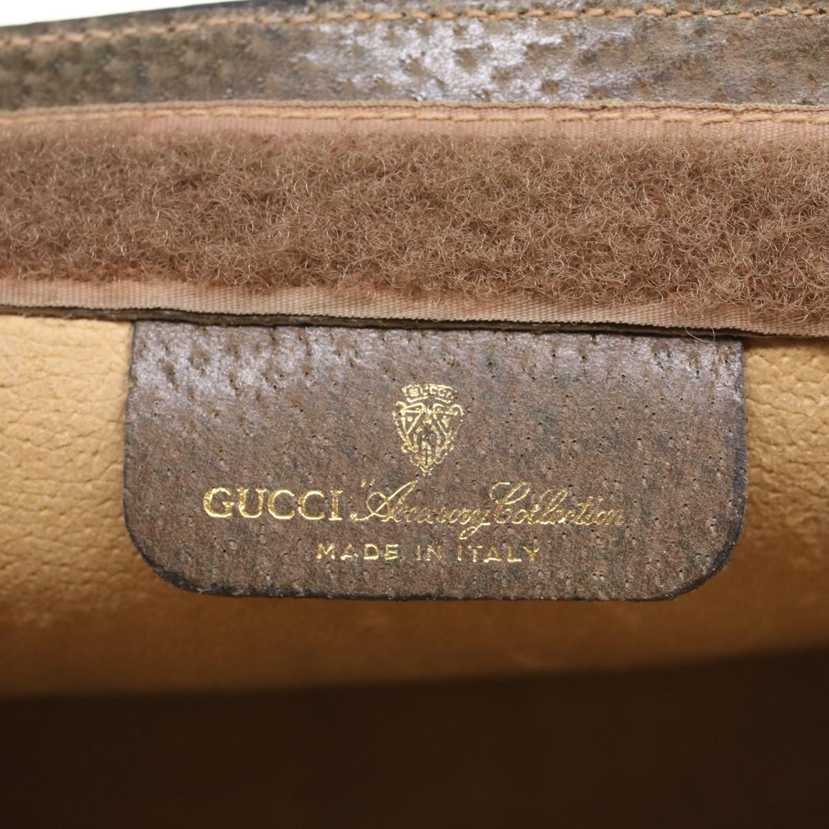 GUCCI Shima line Clutch Bag