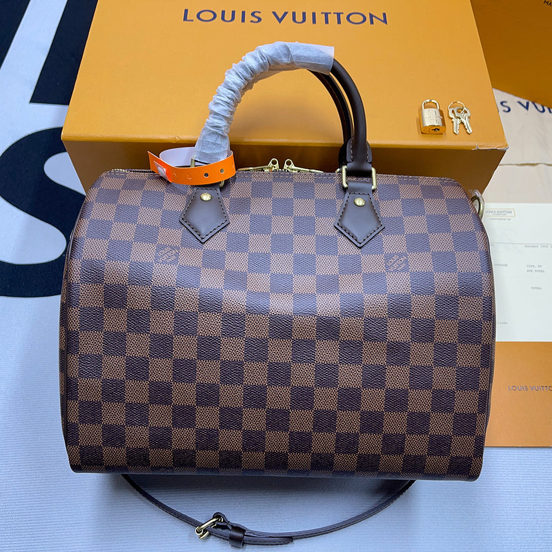 I W Fashion Lu-Vi bags - 8150