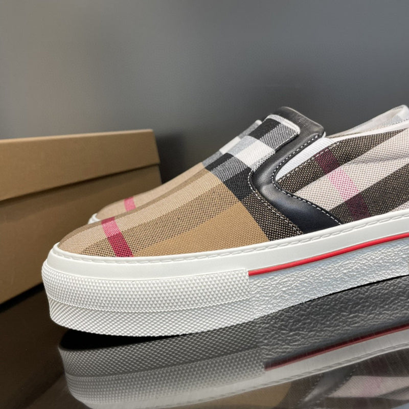 Burberry Luxury Shoes