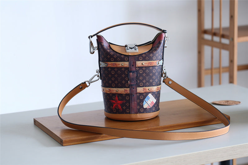 I W Fashion Lu-Vi bags - 8685