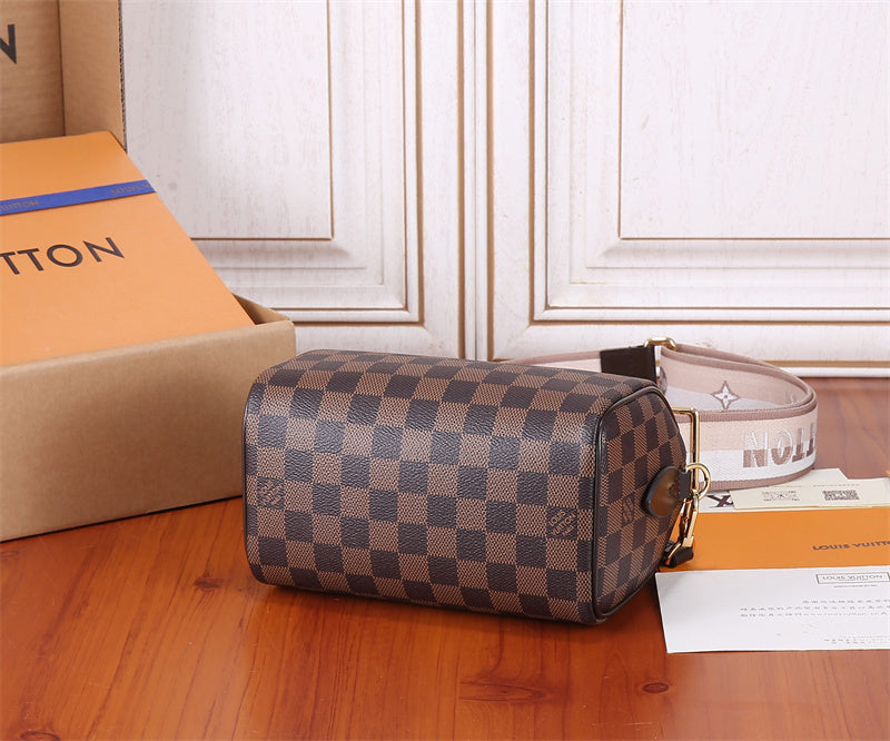 PHA - LOV Bags - 305