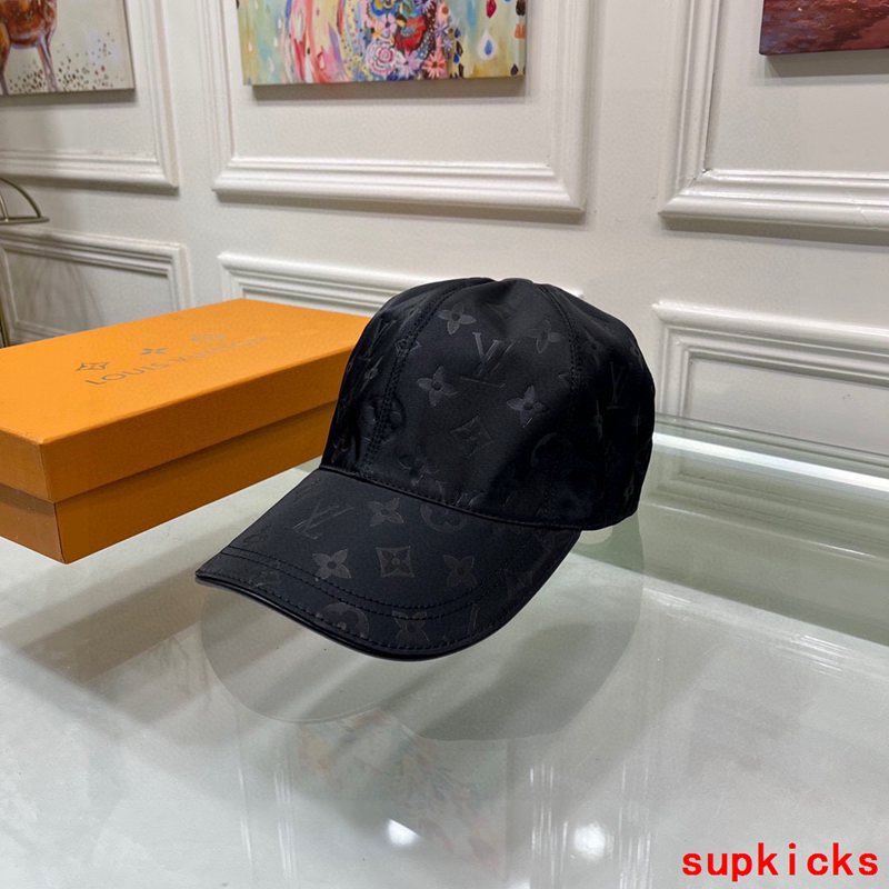 Louis Vuitton Luxury Cap