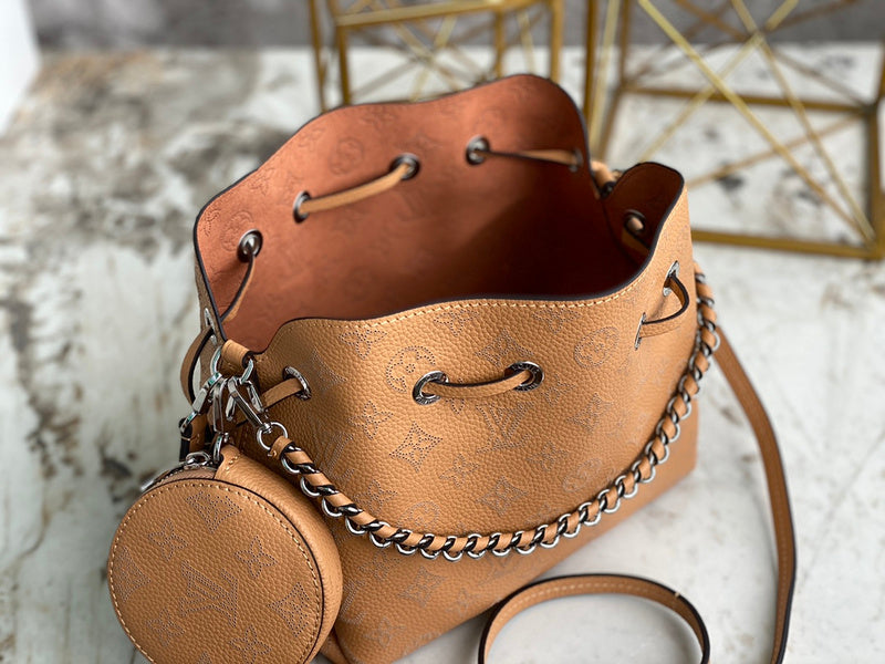 I W Fashion Lu-Vi bags - 17279