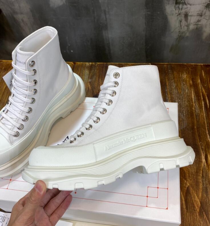 Mila's Edit - AQ Men SHoes - 395