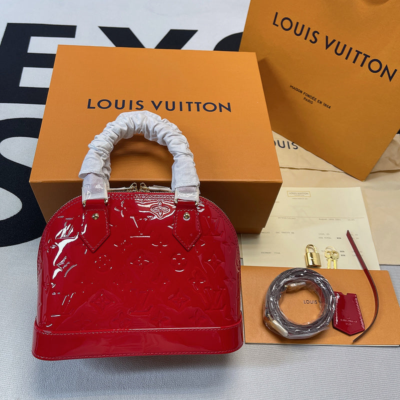 I W Fashion Lu-Vi bags - 8275